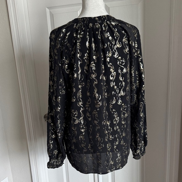 Lilly Pulitzer Black and Gold Patterned Blouse - Picture 10 of 16